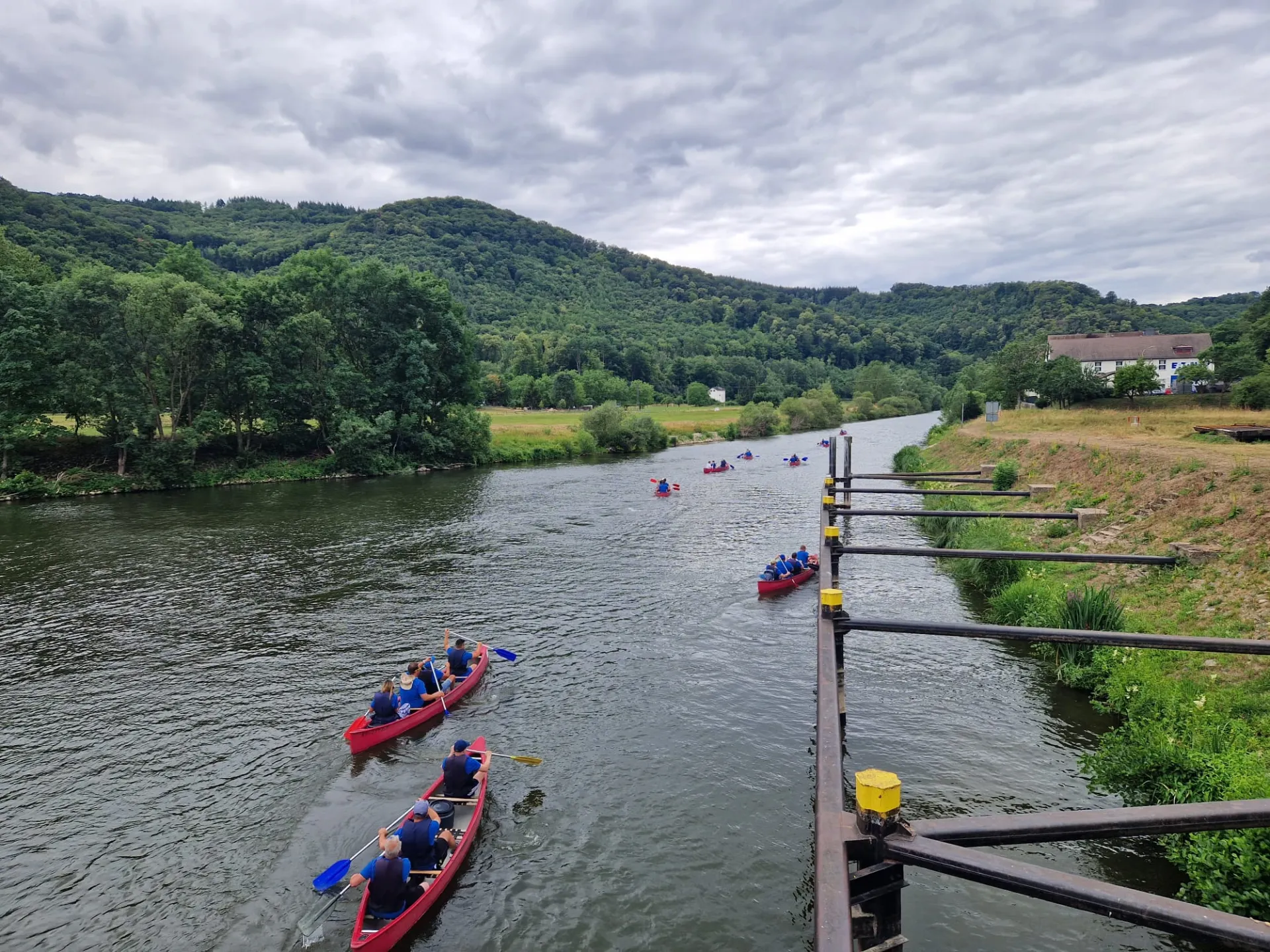 The canoe teams paddling